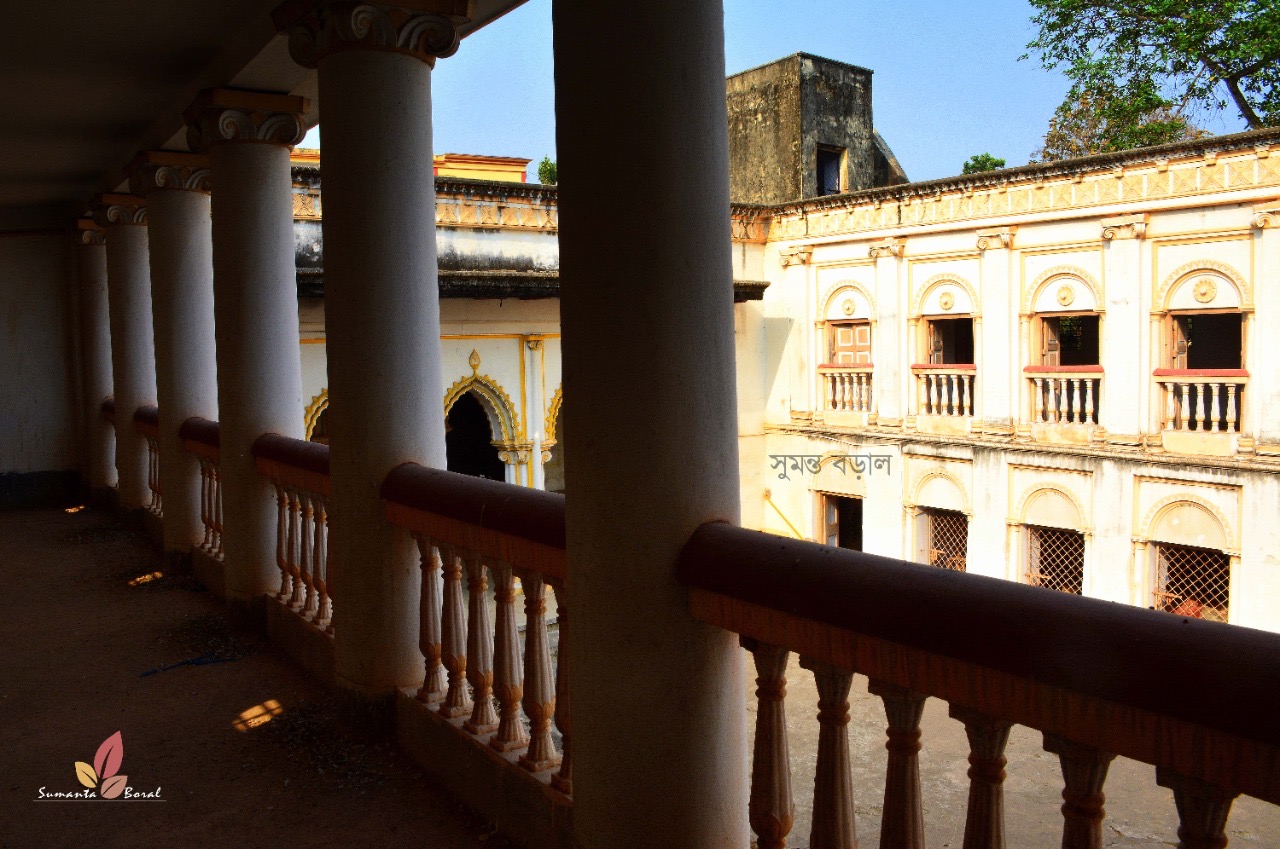 Pillared verandah overlooking the courtyard